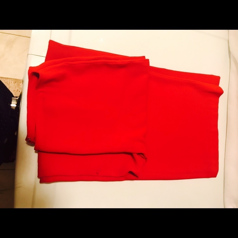 Ellen Tracy red pants